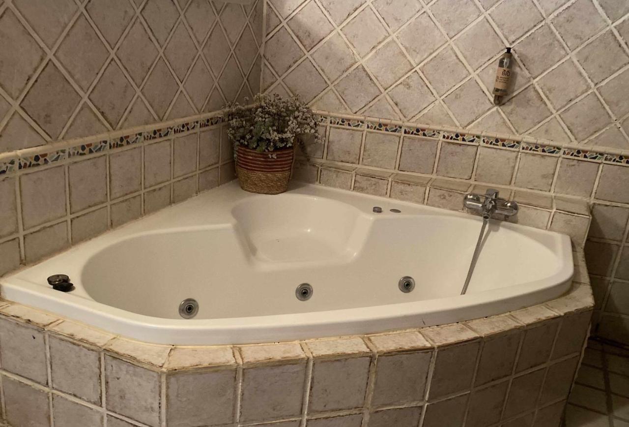 Hostal Casa Pardal Coliving & Coworking Sant Pere Sallavinera Exterior foto